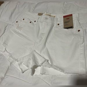 Levi’s white high rise shorts - size 8